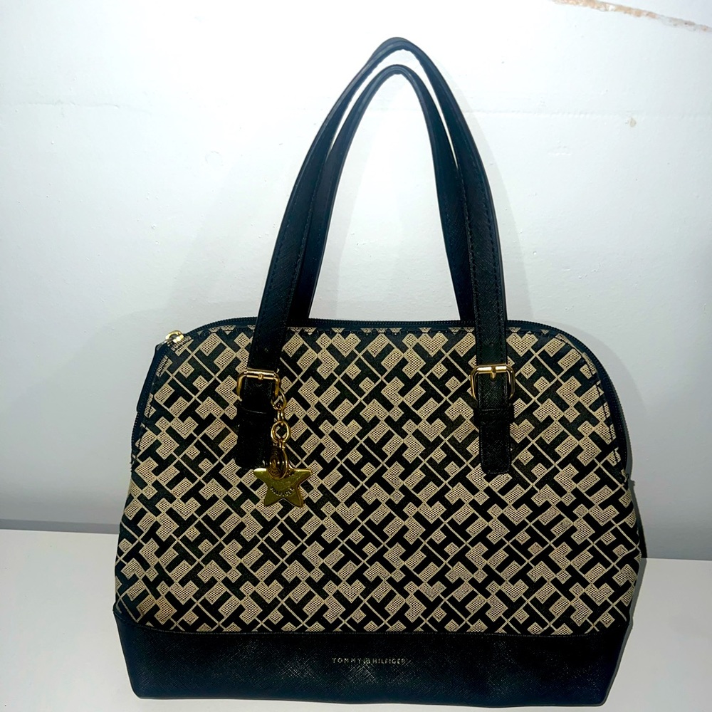 Black Tommy Hilfiger Bag
